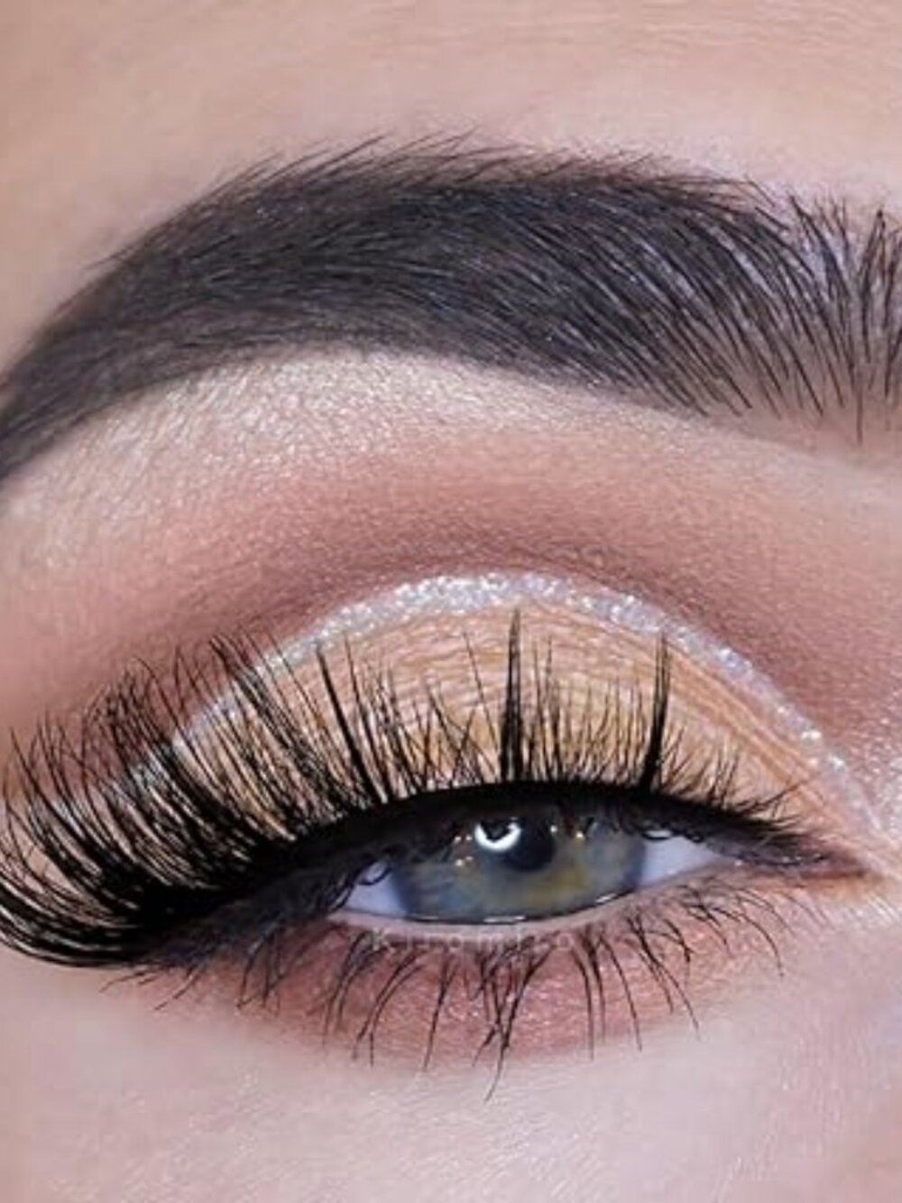 Fox Eye Lashes Wispy Faux Mink That Look Like Extensions 20mm Long with Spikes